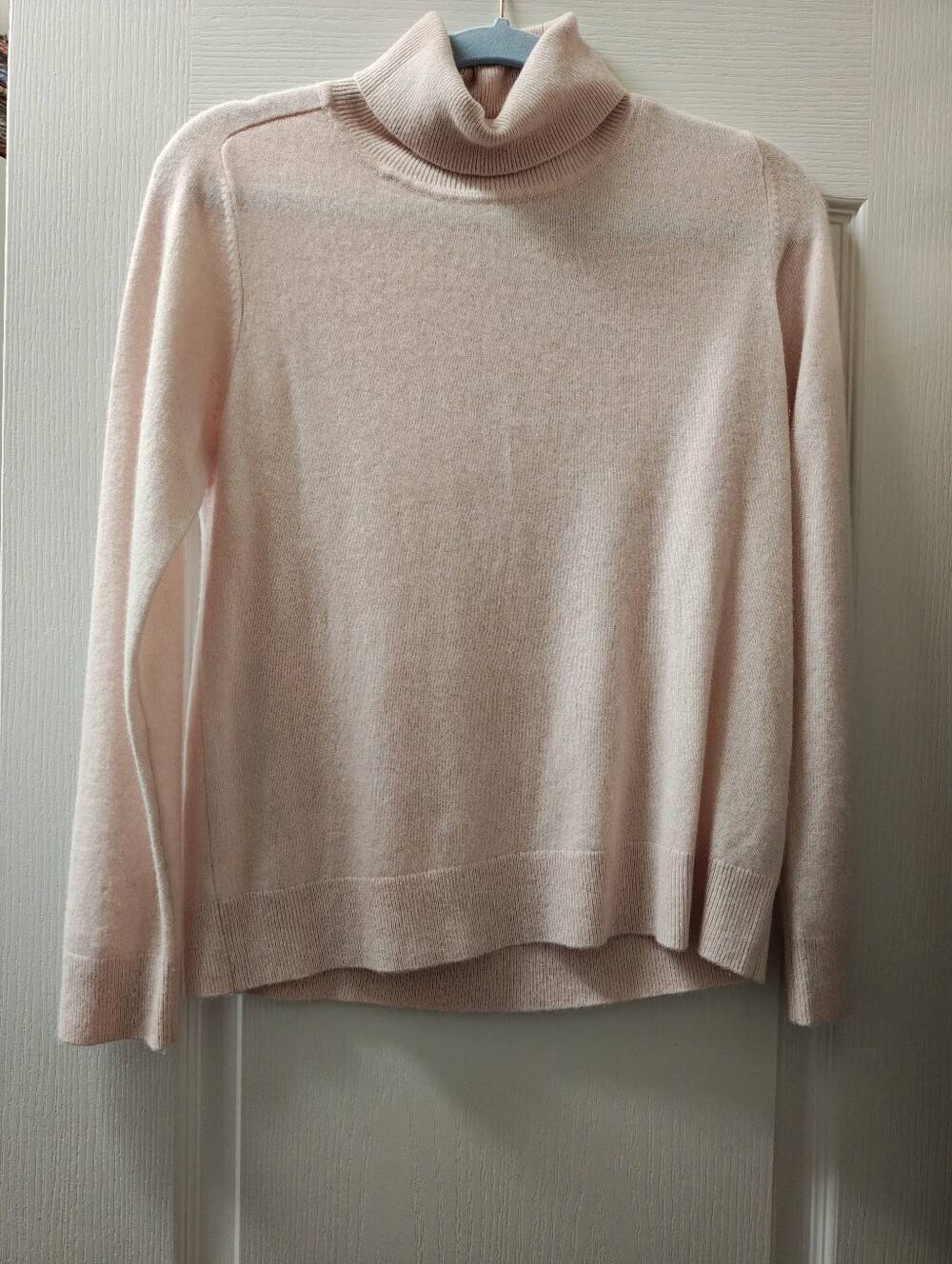 Quince Soft Blush Cashmere Sweater